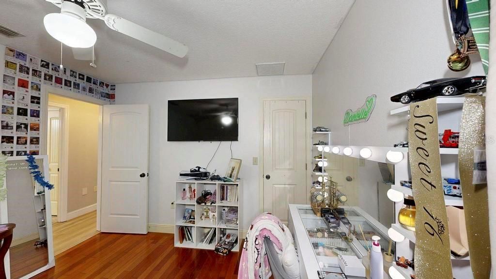 En Venta: $797,000 (5 camas, 4 baños, 3482 Pies cuadrados)