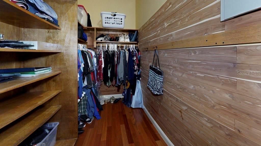 En Venta: $797,000 (5 camas, 4 baños, 3482 Pies cuadrados)