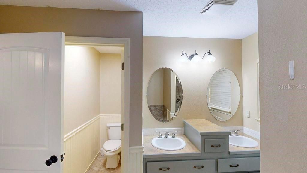 En Venta: $797,000 (5 camas, 4 baños, 3482 Pies cuadrados)