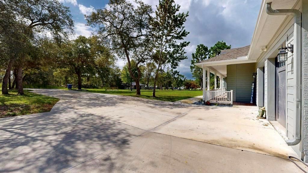 En Venta: $797,000 (5 camas, 4 baños, 3482 Pies cuadrados)