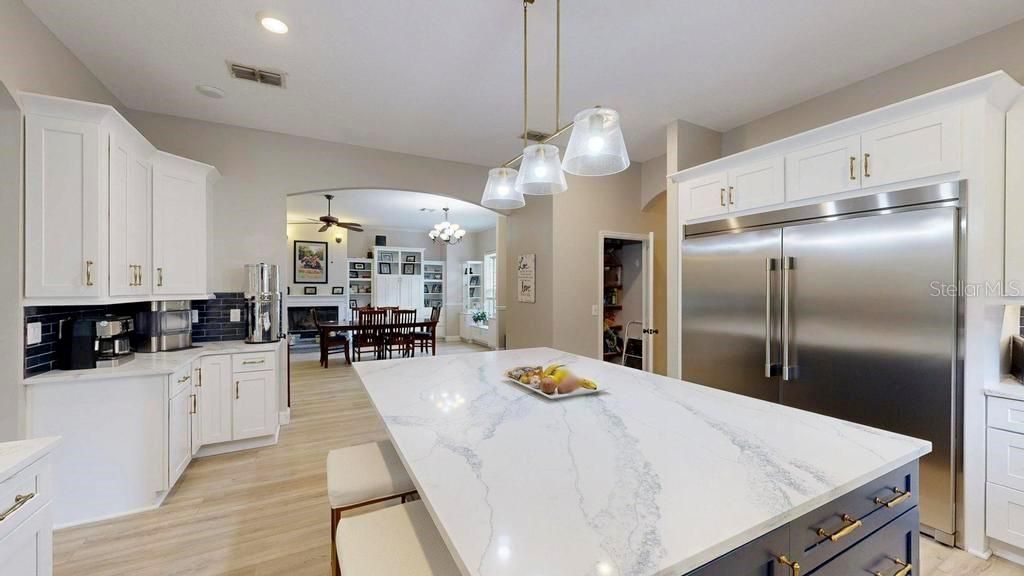 En Venta: $797,000 (5 camas, 4 baños, 3482 Pies cuadrados)