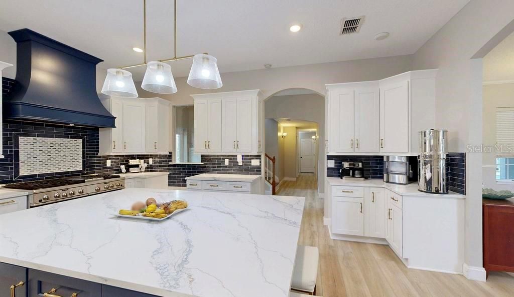 En Venta: $797,000 (5 camas, 4 baños, 3482 Pies cuadrados)