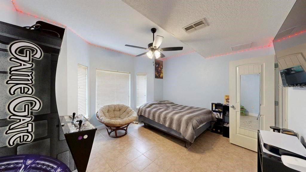 En Venta: $797,000 (5 camas, 4 baños, 3482 Pies cuadrados)