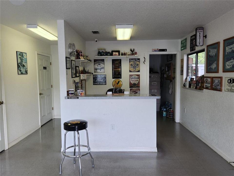 待售: $2,100,000 (0 贝兹, 0 浴室, 9200 平方英尺)