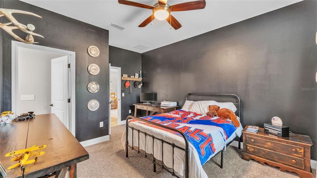 待售: $549,000 (4 贝兹, 3 浴室, 2580 平方英尺)