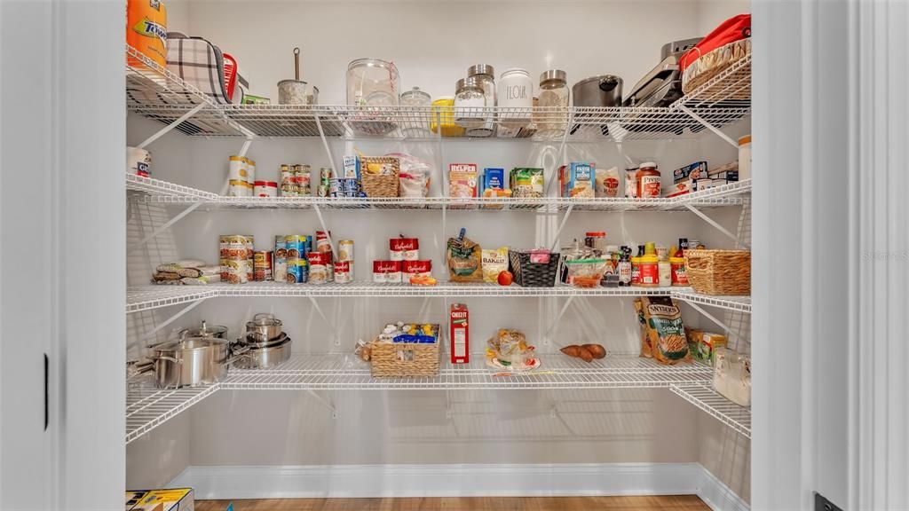 待售: $549,000 (4 贝兹, 3 浴室, 2580 平方英尺)