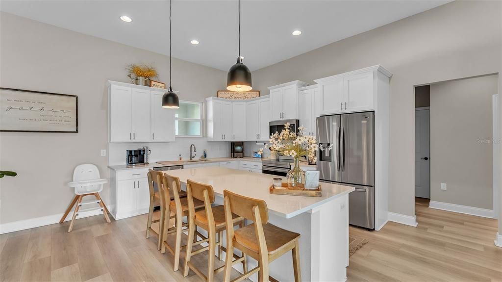 待售: $549,000 (4 贝兹, 3 浴室, 2580 平方英尺)