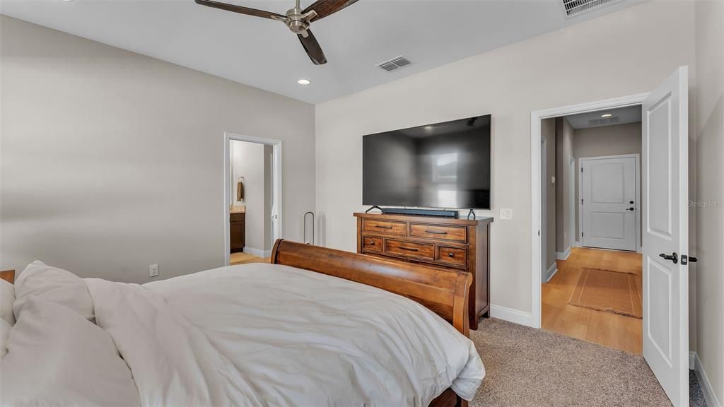 待售: $549,000 (4 贝兹, 3 浴室, 2580 平方英尺)