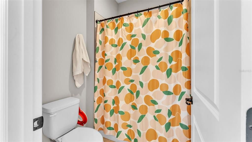 待售: $549,000 (4 贝兹, 3 浴室, 2580 平方英尺)