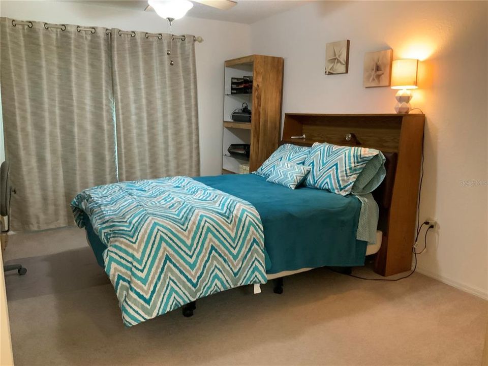 待售: $142,500 (2 贝兹, 2 浴室, 1056 平方英尺)