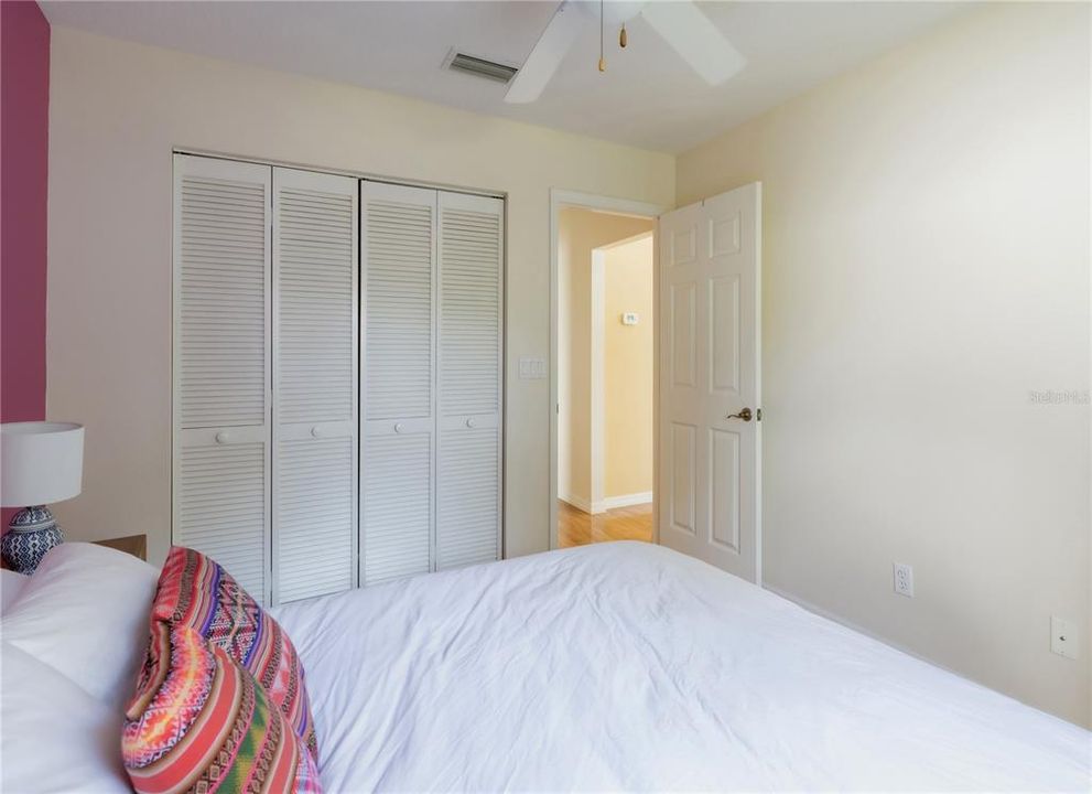 合同活跃: $519,900 (3 贝兹, 2 浴室, 1702 平方英尺)