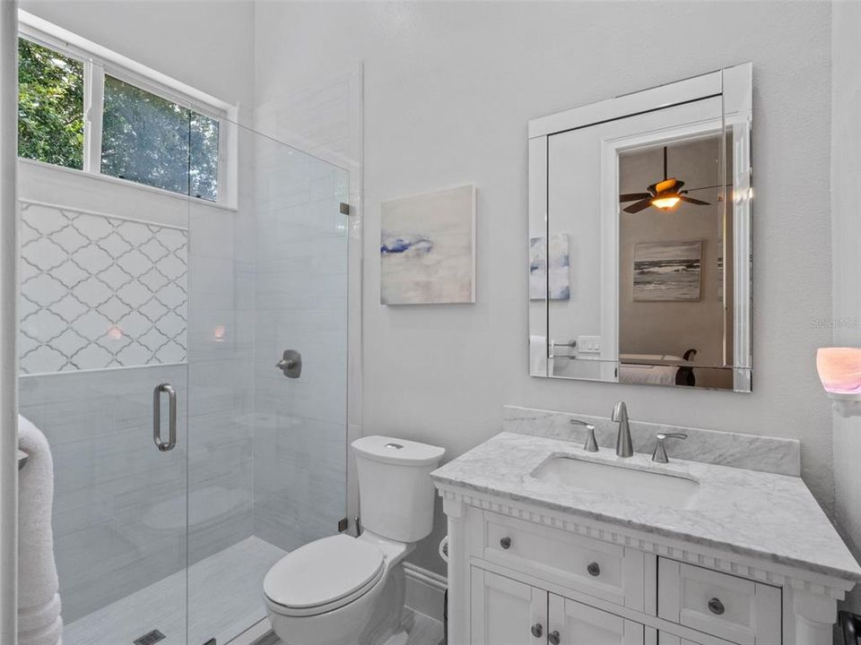 For Sale: $2,000,000 (5 beds, 6 baths, 4898 Square Feet)