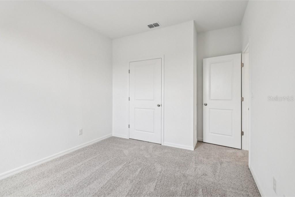 Activo con contrato: $599,990 (4 camas, 3 baños, 3074 Pies cuadrados)