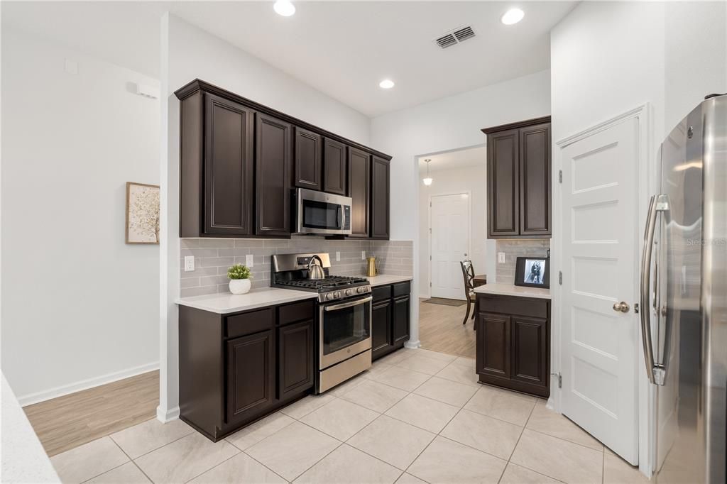 For Sale: $379,900 (3 beds, 2 baths, 1970 Square Feet)
