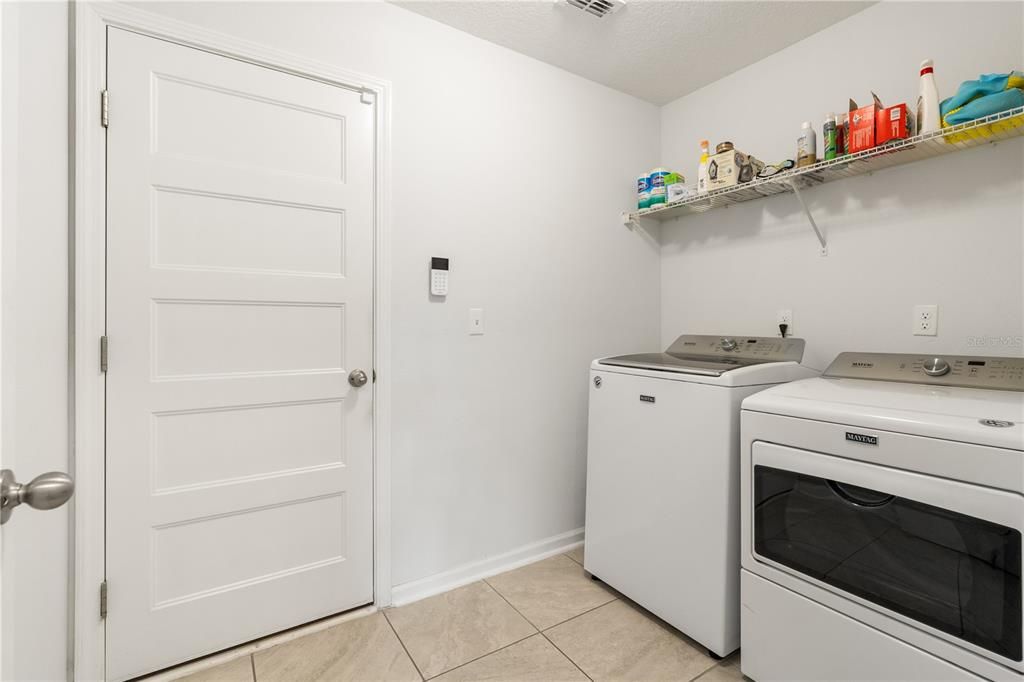 For Sale: $379,900 (3 beds, 2 baths, 1970 Square Feet)