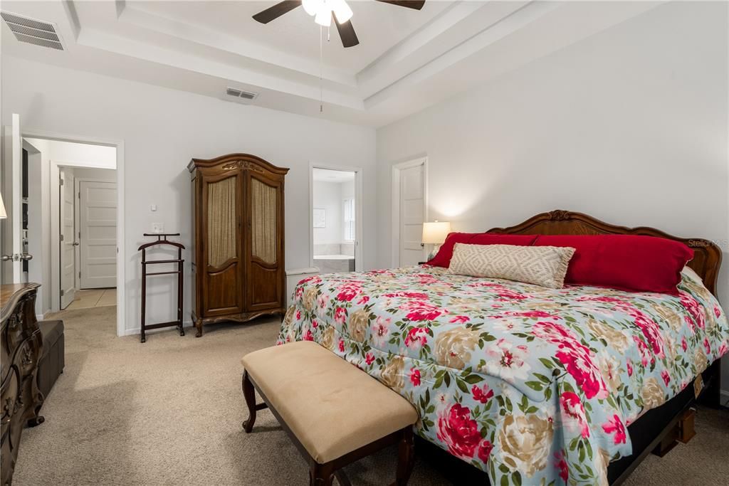 For Sale: $379,900 (3 beds, 2 baths, 1970 Square Feet)