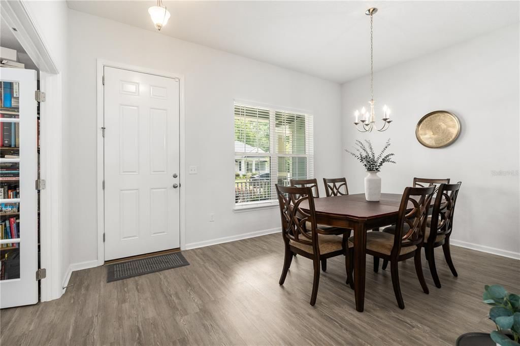 For Sale: $379,900 (3 beds, 2 baths, 1970 Square Feet)