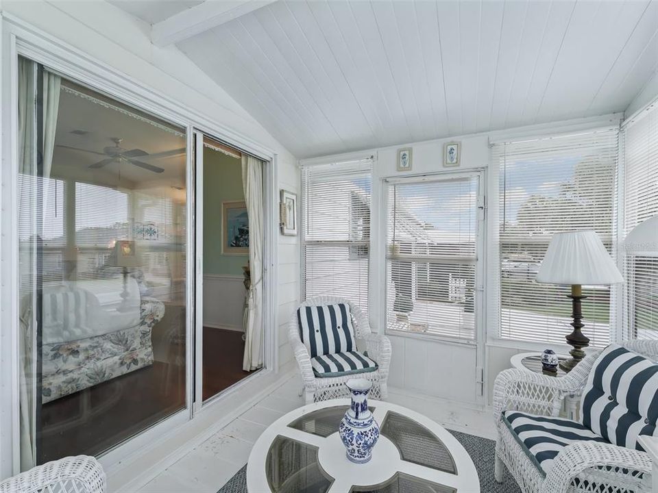 En Renta: $2,250 (2 camas, 2 baños, 1040 Pies cuadrados)