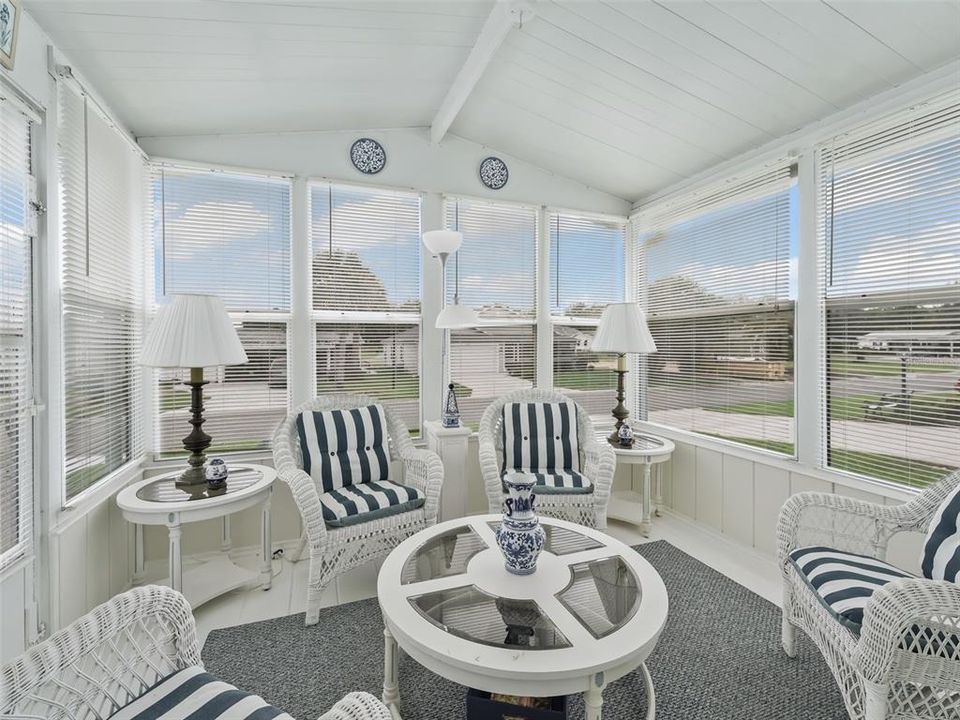 En Renta: $2,250 (2 camas, 2 baños, 1040 Pies cuadrados)