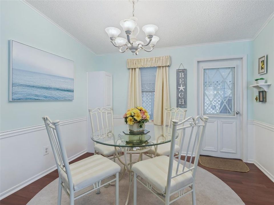 En Renta: $2,250 (2 camas, 2 baños, 1040 Pies cuadrados)