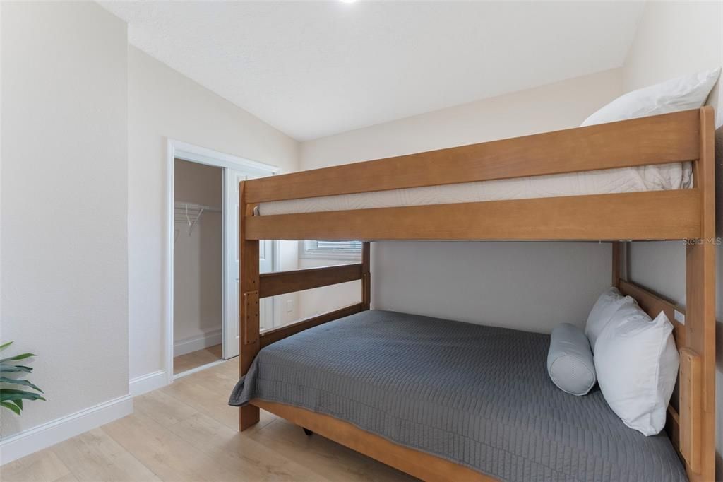 For Sale: $3,545,000 (16 beds, 0 baths, 8177 Square Feet)