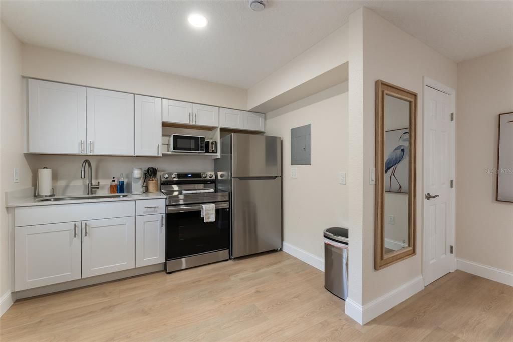 For Sale: $3,545,000 (16 beds, 0 baths, 8177 Square Feet)