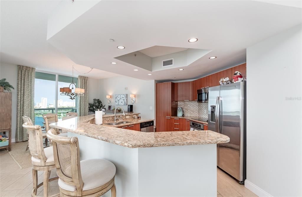 For Sale: $669,900 (3 beds, 3 baths, 2085 Square Feet)