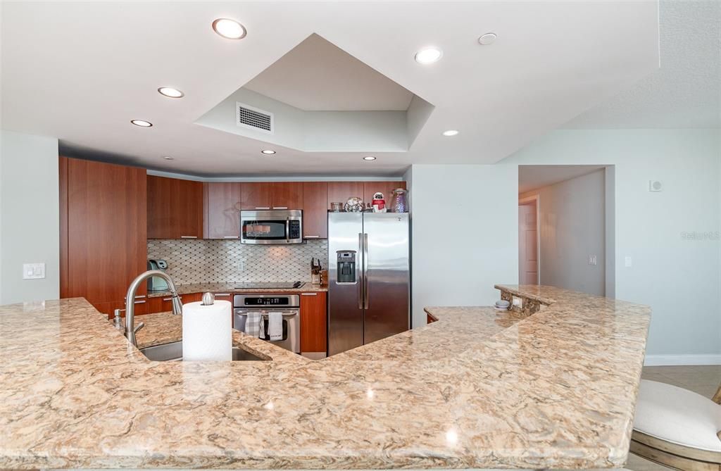 For Sale: $669,900 (3 beds, 3 baths, 2085 Square Feet)