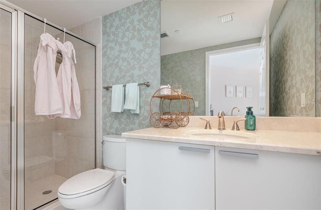 For Sale: $669,900 (3 beds, 3 baths, 2085 Square Feet)