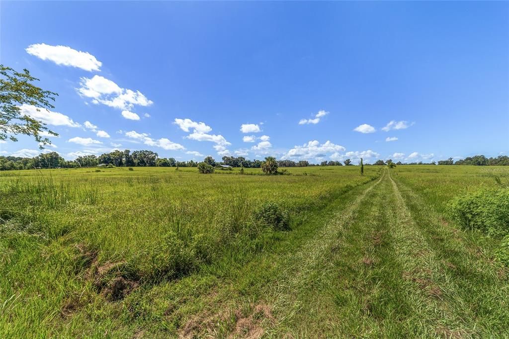 En Venta: $1,250,000 (1 camas, 1 baños, 325 Pies cuadrados)