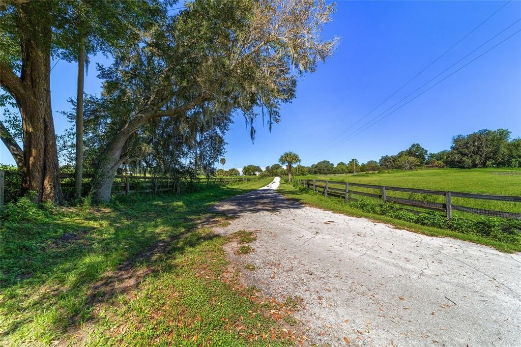 En Venta: $1,250,000 (1 camas, 1 baños, 325 Pies cuadrados)