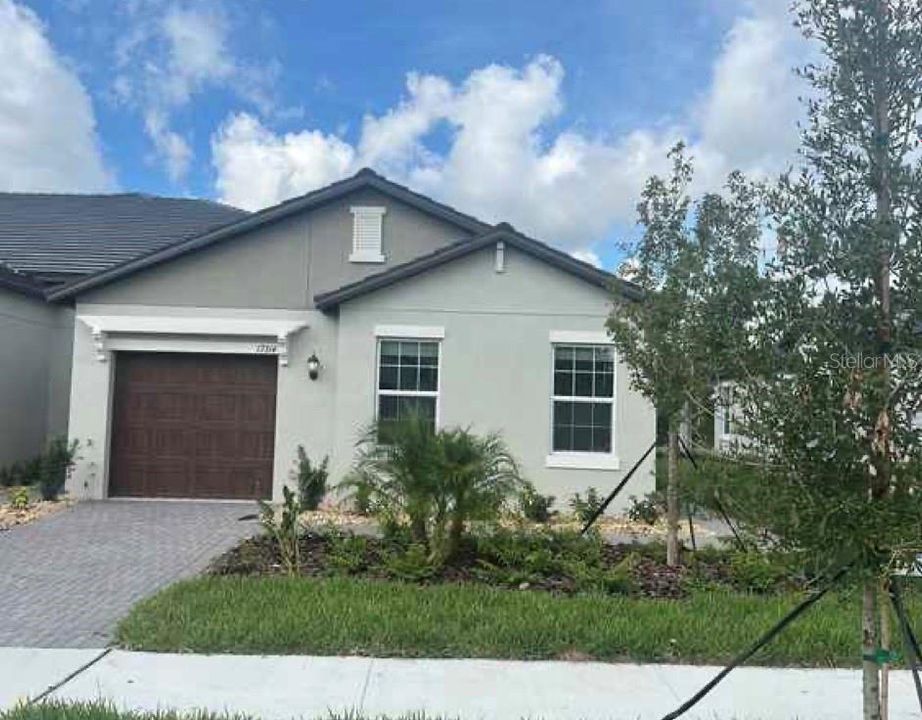 Recently Sold: $299,900 (2 beds, 2 baths, 1616 Square Feet)