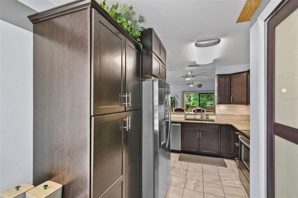 En Venta: $240,000 (2 camas, 2 baños, 985 Pies cuadrados)