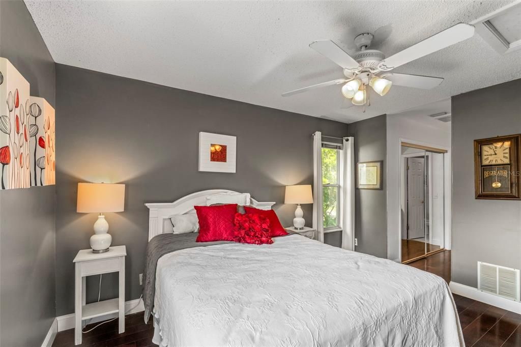 待售: $1,290,000 (3 贝兹, 3 浴室, 2606 平方英尺)