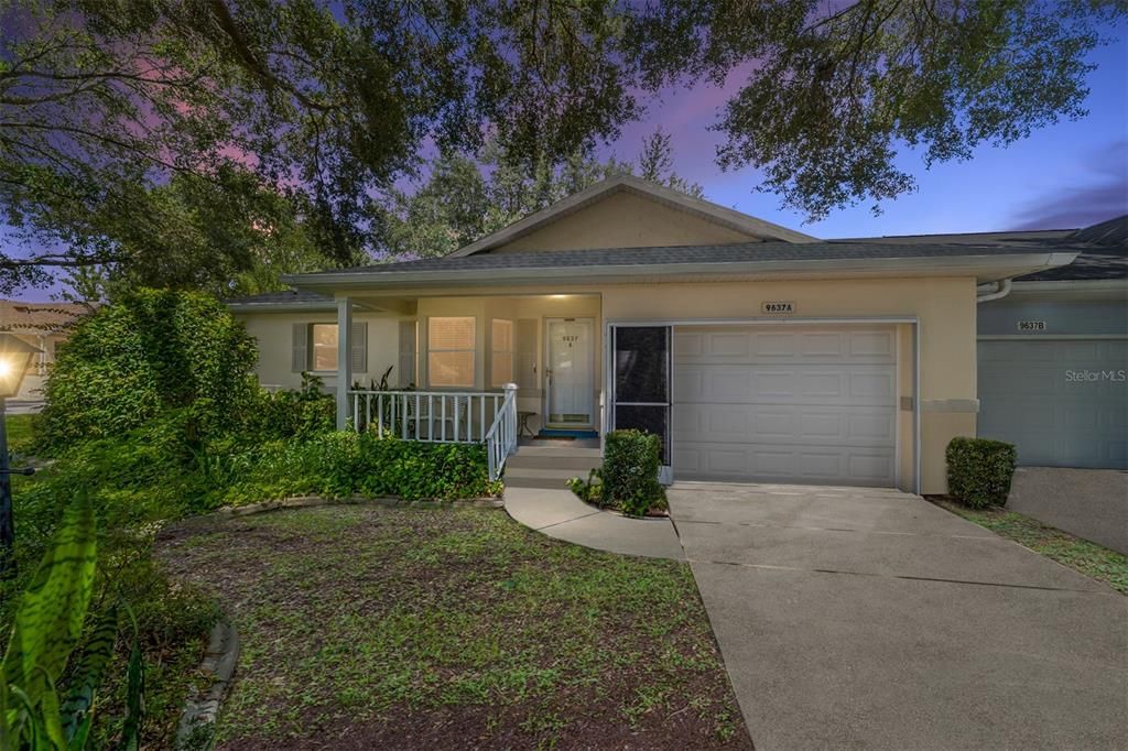 最近售出: $125,900 (2 贝兹, 2 浴室, 1092 平方英尺)