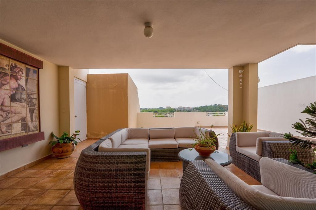 На продажу: $895,000 (4 спален, 3 ванн, 3064 Квадратных фут)