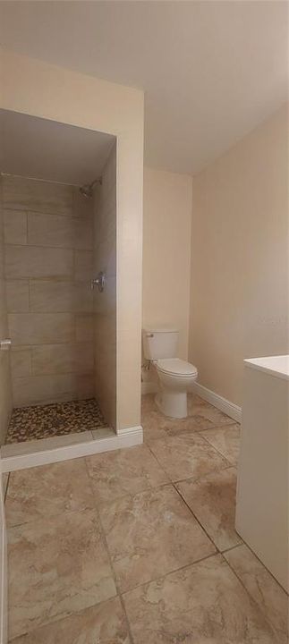 出租: $1,900 (3 贝兹, 2 浴室, 1593 平方英尺)