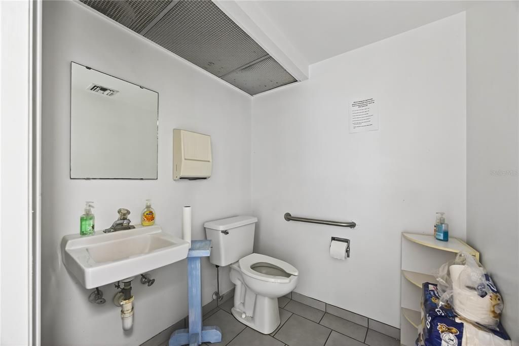 На продажу: $450,000 (0 спален, 0 ванн, 9882 Квадратных фут)