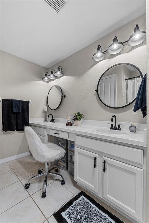 En Venta: $265,000 (3 camas, 2 baños, 1832 Pies cuadrados)