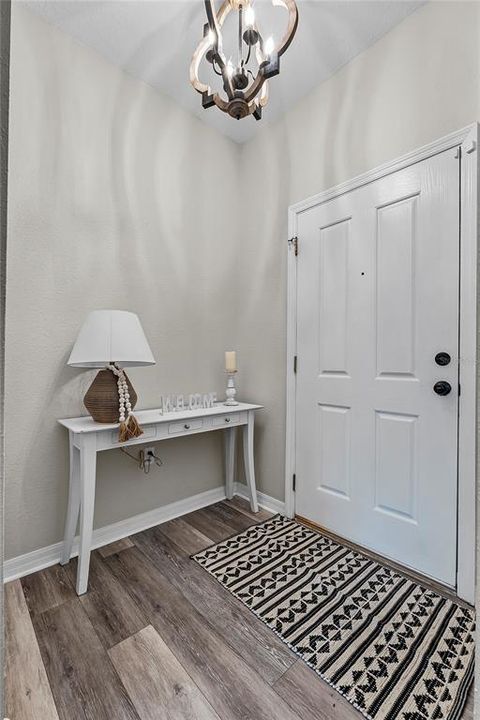 En Venta: $265,000 (3 camas, 2 baños, 1832 Pies cuadrados)