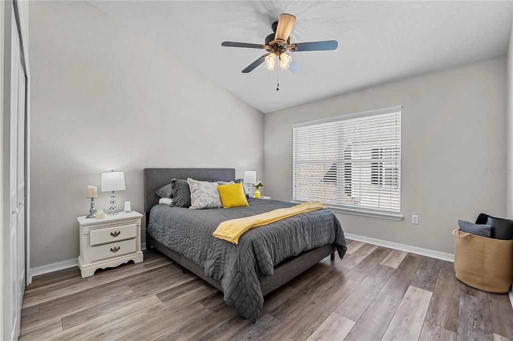 En Venta: $265,000 (3 camas, 2 baños, 1832 Pies cuadrados)