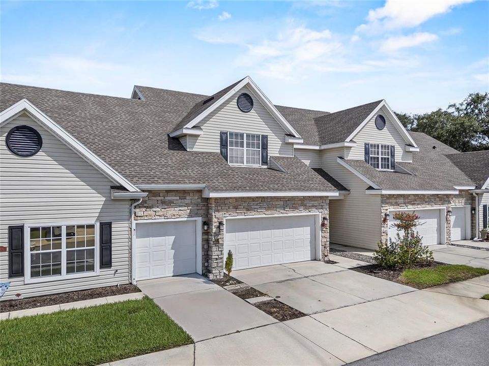 En Venta: $265,000 (3 camas, 2 baños, 1832 Pies cuadrados)