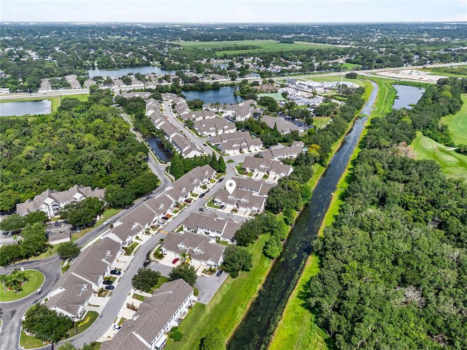 En Venta: $265,000 (3 camas, 2 baños, 1832 Pies cuadrados)