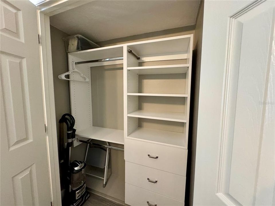 For Sale: $649,000 (2 beds, 2 baths, 1072 Square Feet)