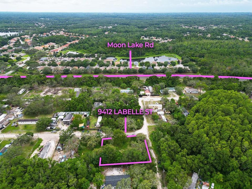 На продажу: $42,500 (0.27 acres)