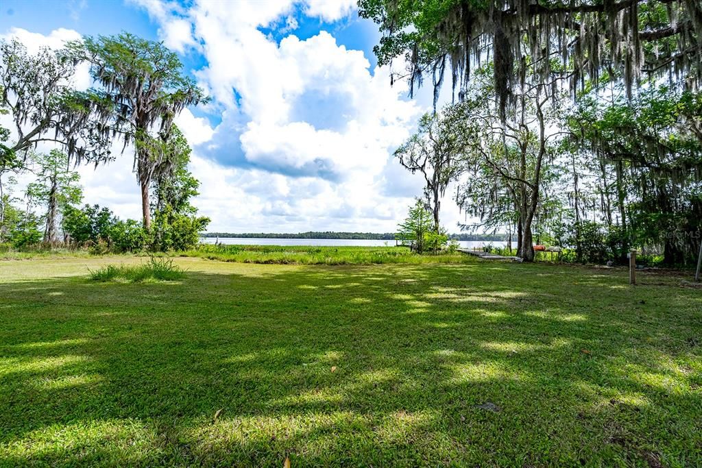 На продажу: $400,000 (3 спален, 1 ванн, 1552 Квадратных фут)