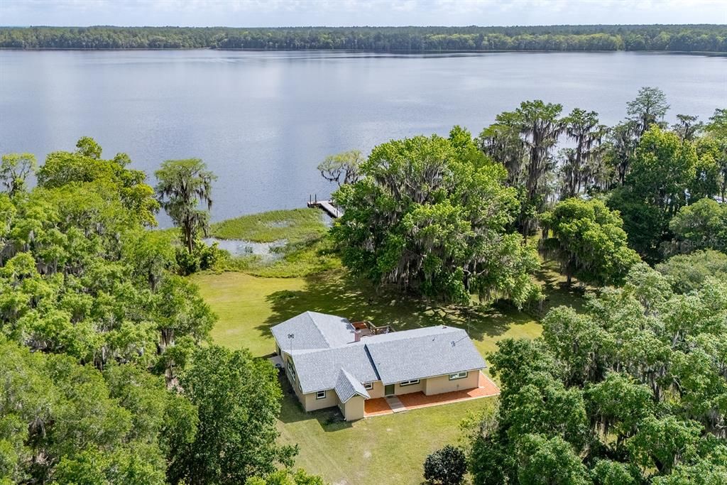 На продажу: $400,000 (3 спален, 1 ванн, 1552 Квадратных фут)