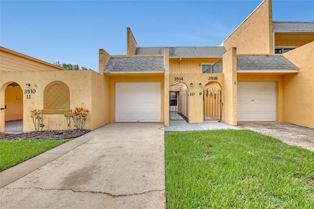 For Sale: $150,000 (2 beds, 2 baths, 1205 Square Feet)