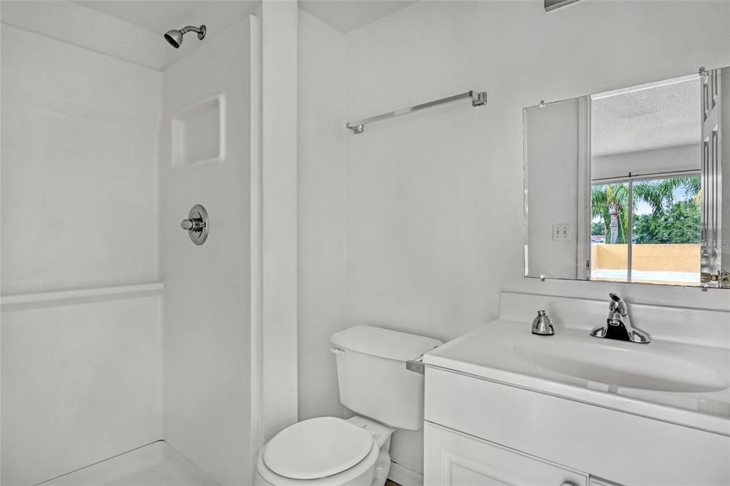 For Sale: $150,000 (2 beds, 2 baths, 1205 Square Feet)