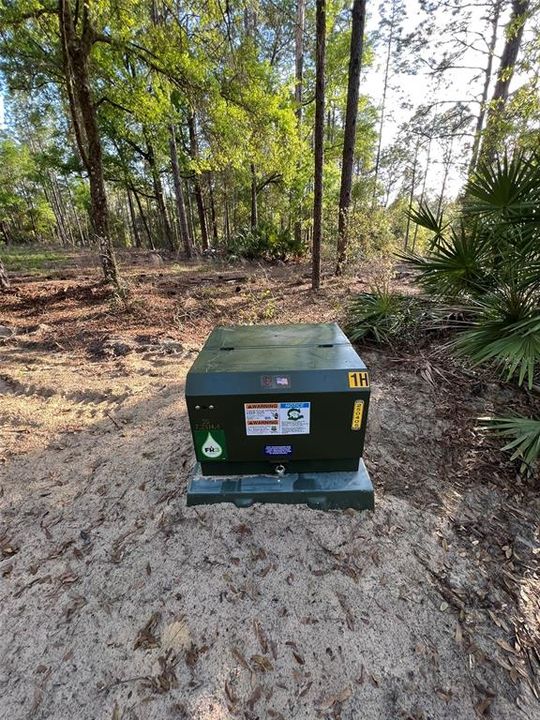 待售: $1,200,000 (10.05 acres)